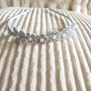 NWOT Flower Sparkle Rhinestone Little Girl's Headband - Blue